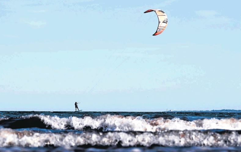 Kite Surfer Pine Point Beach  Robert F Bukaty.JPG