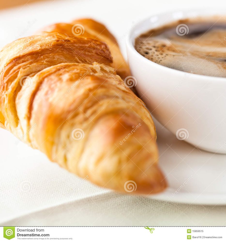 croissant-cup-delicious-coffee-15859515.jpg